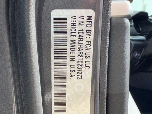 New 2026 Jeep Grand Cherokee Altitude AWD/4WD image 19