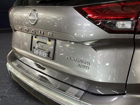New 2026 Nissan Rogue Platinum AWD/4WD image 36