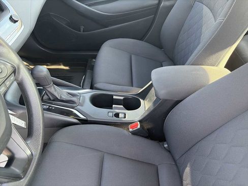 Used 2024 Toyota Corolla LE image 21