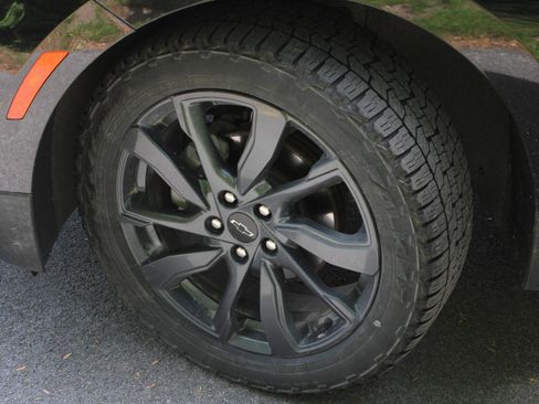 Used 2024 Chevrolet Equinox RS AWD/4WD image 16
