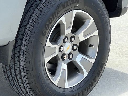 Used 2019 Chevrolet Colorado Z71 image 16