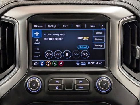 Used 2020 Chevrolet Silverado 2500 LTZ w/ LTZ Premium Package image 16