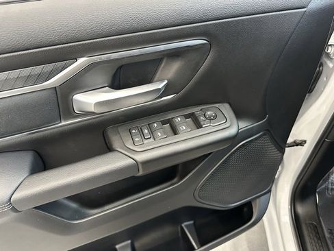 New 2026 RAM 1500 4x4 Crew Cab image 19