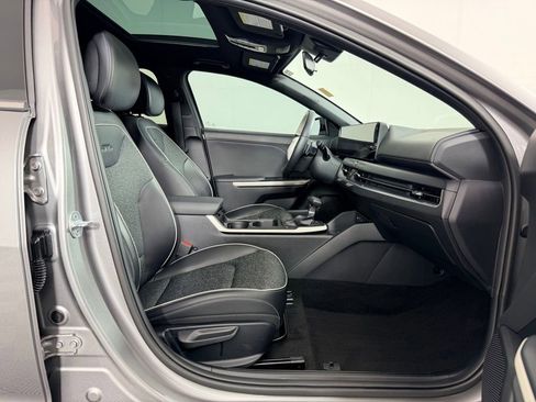 Used 2025 Kia K4 GT-Line w/ GT-Line Sunroof Package FWD image 31