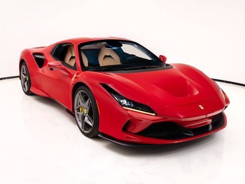 Certified 2022 Ferrari F8 Tributo RWD image 22