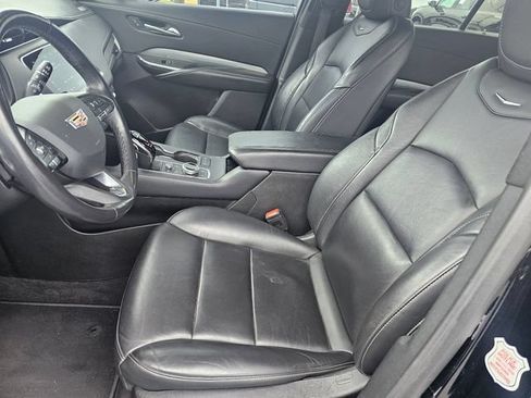 Used 2023 Cadillac XT4 Premium Luxury AWD/4WD image 17