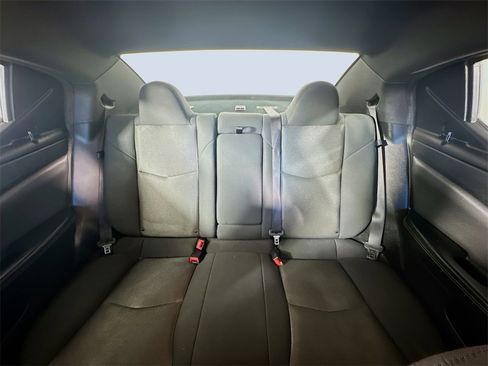 Used 2013 Dodge Avenger SE image 13