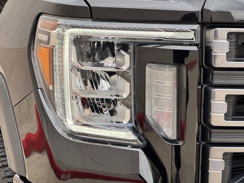 Used 2020 GMC Sierra 2500 AT4 w/ AT4 Premium Package image 43