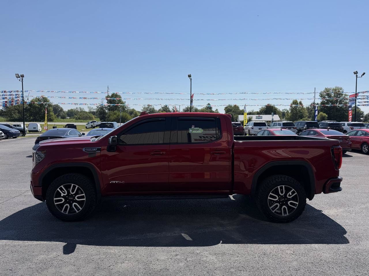 Used 2025 GMC Sierra 1500 AT4 w/ AT4 Premium Package AWD/4WD image 10