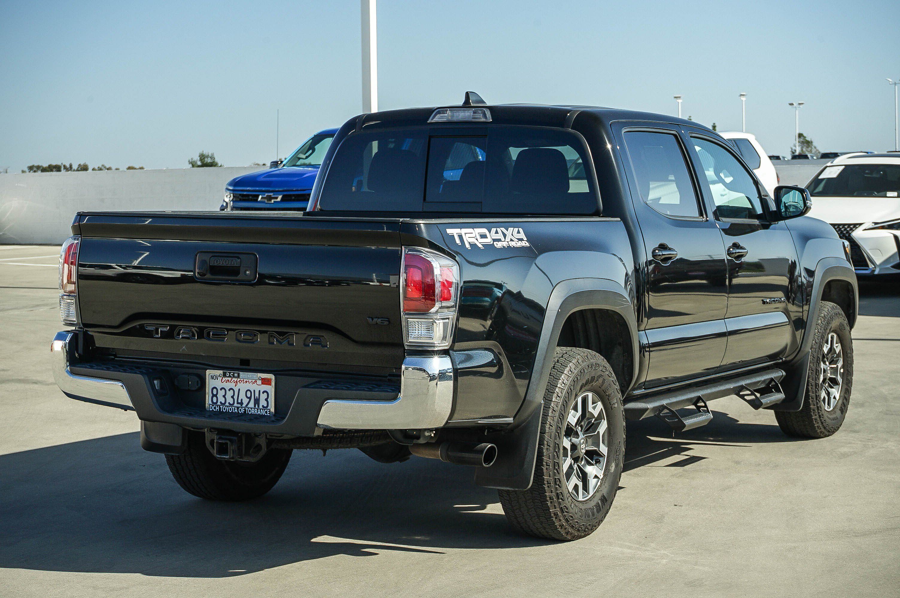 Used 2023 Toyota Tacoma TRD Off-Road AWD/4WD image 7