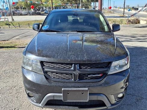 Used 2019 Dodge Journey SE w/ Blacktop Package image 5