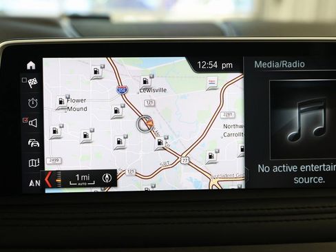 Used 2018 BMW X5 xDrive50i w/ M Sport Package image 31