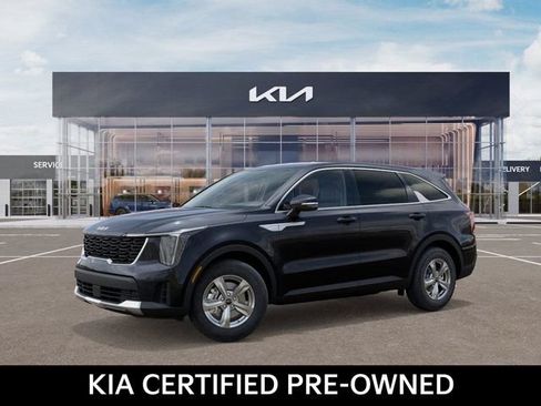 Certified 2026 Kia Sorento LX FWD image 3