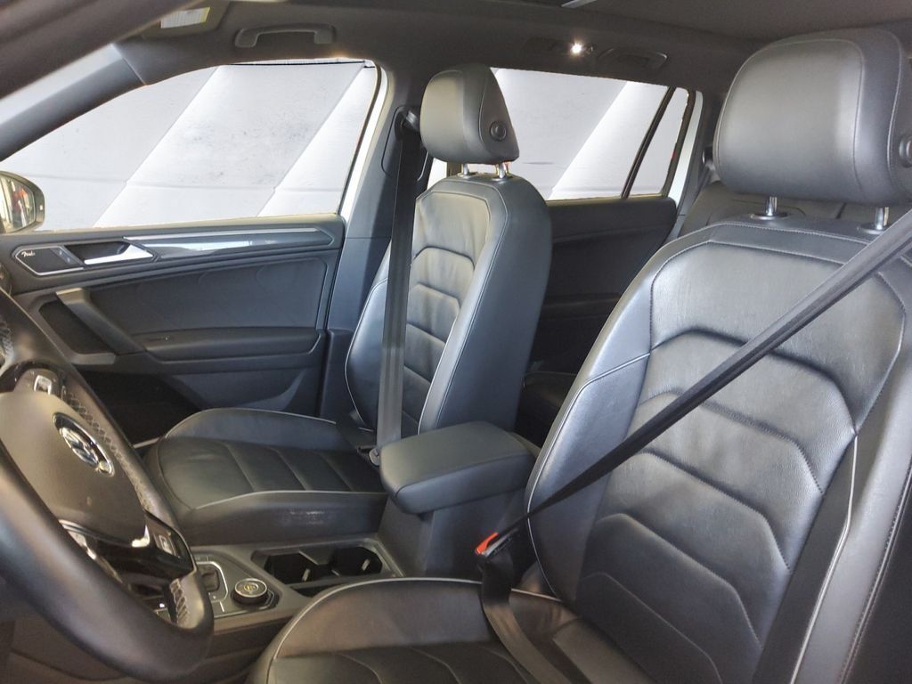 Used 2019 Volkswagen Tiguan SEL Premium R-Line AWD/4WD image 8