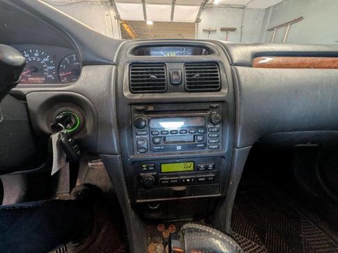 Used 2002 Toyota Solara SE FWD image 32