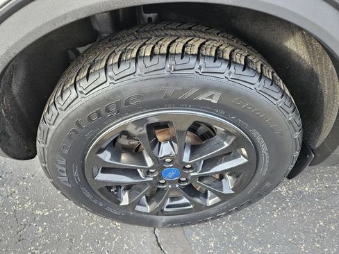 Used 2020 Ford Escape SE AWD/4WD image 12