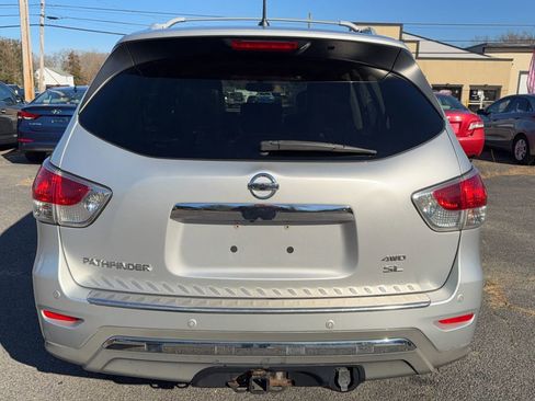Used 2014 Nissan Pathfinder SL w/ SL Premium Package image 7