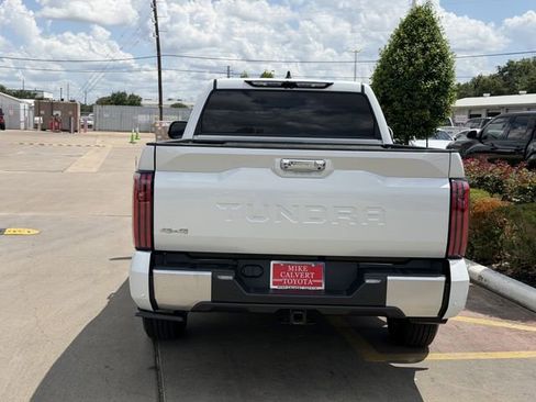 Used 2024 Toyota Tundra Limited AWD/4WD image 6