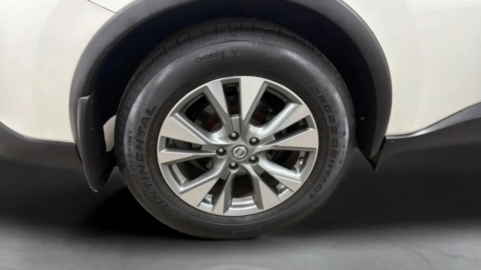 Used 2015 Nissan Murano S FWD image 27