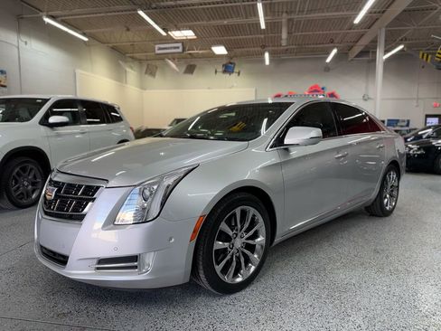 Used 2017 Cadillac XTS Luxury w/ Driver Awareness Package FWD image 1