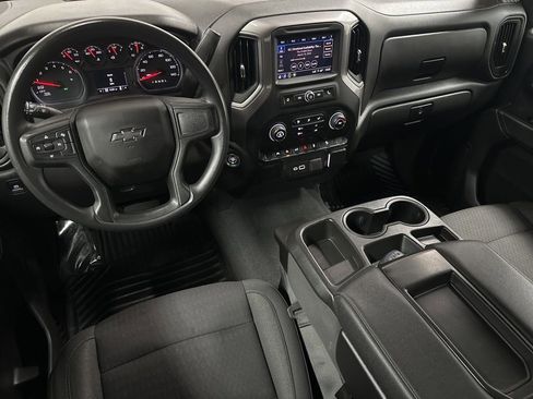 Used 2022 Chevrolet Silverado 1500 Custom Trail Boss AWD/4WD image 13
