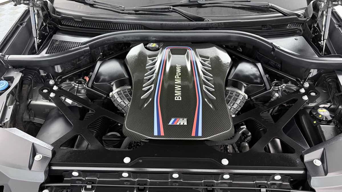 Used 2020 BMW X5 M Competition AWD/4WD image 43