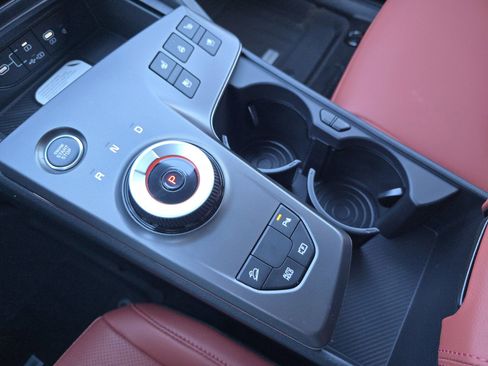 New 2026 Kia Sportage SX Prestige image 18