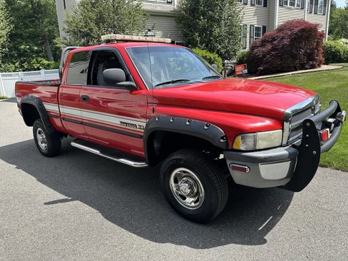 Used 1999 Dodge Ram 2500 Truck 4x4 Quad Cab image 10