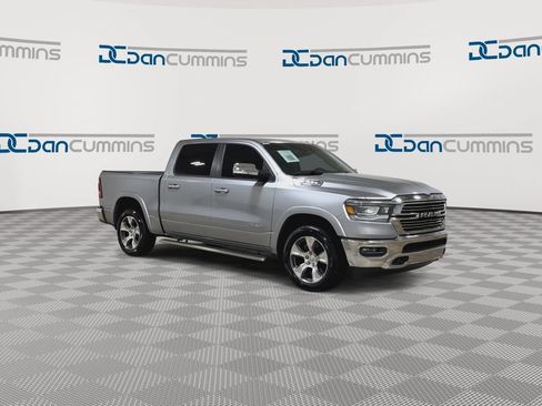 Used 2022 RAM 1500 Laramie AWD/4WD image 3