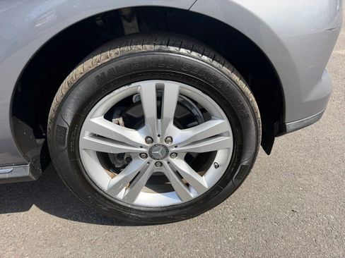 Used 2012 Mercedes-Benz ML 350 ML 350 4MATIC Sport Utility 4D image 6