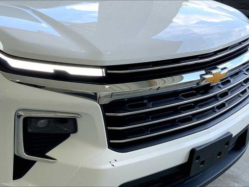 Used 2024 Chevrolet Traverse LT image 55