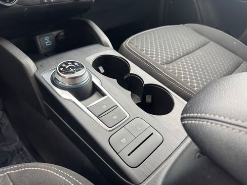 Used 2023 Ford Escape Active image 30