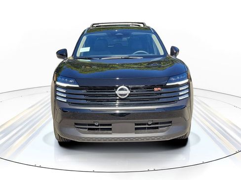 New 2026 Nissan Kicks SR w/ Cold Weather Package image 2