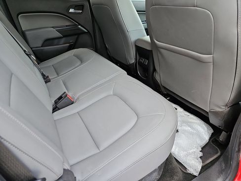 Used 2016 Chevrolet Colorado LT w/ Luxury Package, Chrome image 14