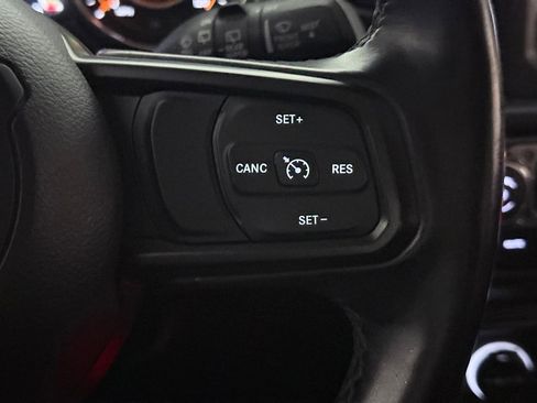 Used 2019 Jeep Wrangler Unlimited Sport S image 37