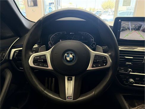Used 2023 BMW 530e w/ M Sport Package RWD image 25