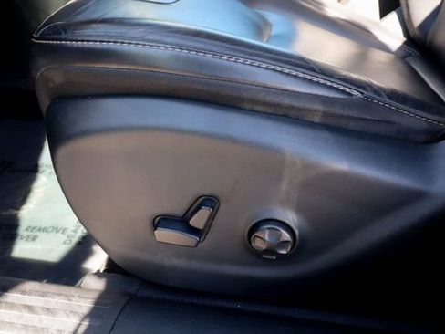 Used 2018 Jeep Cherokee Limited image 33