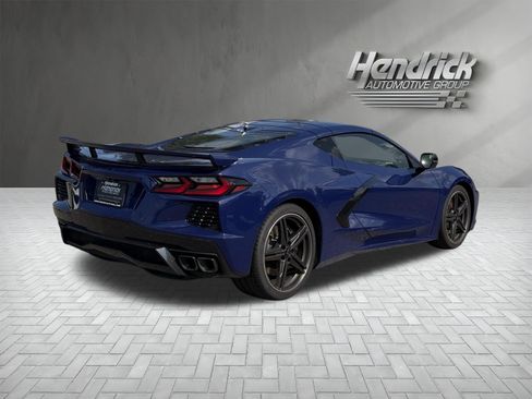 Used 2025 Chevrolet Corvette Stingray Premium Cpe w/ Z51 Performance Package RWD image 10