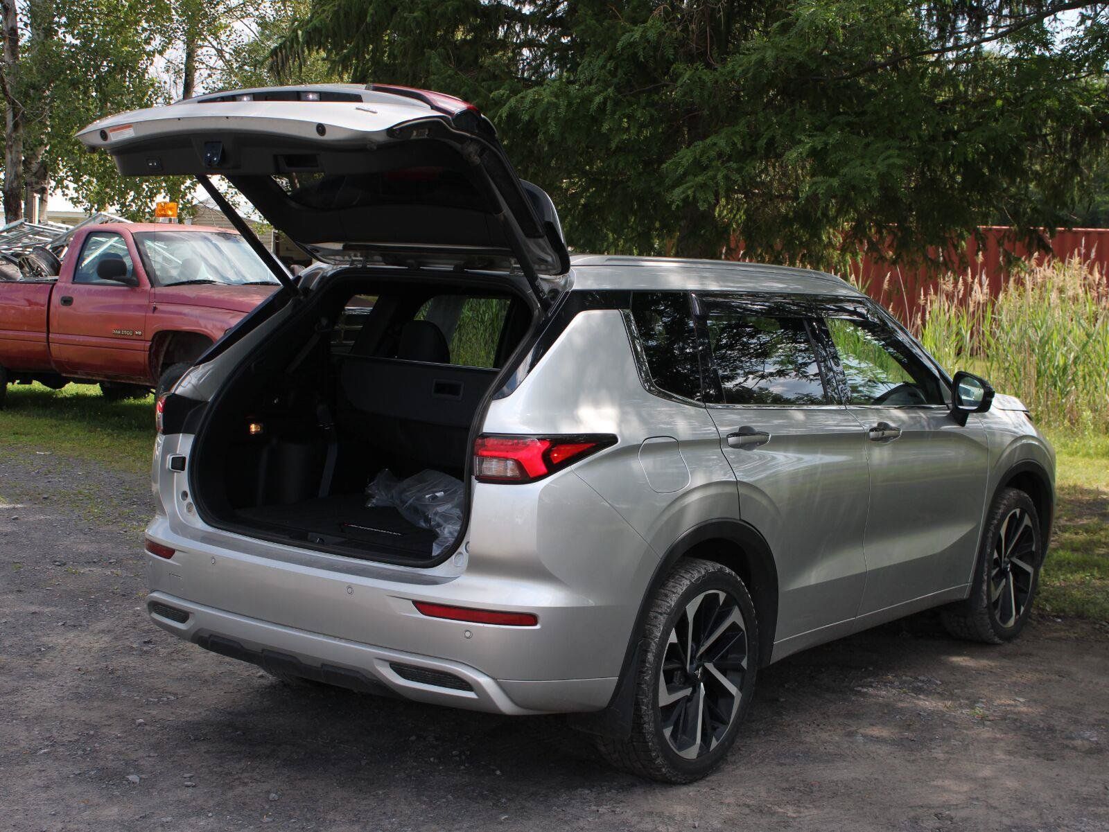 Used 2022 Mitsubishi Outlander SEL AWD/4WD image 7