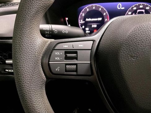 Used 2024 Honda Accord EX image 18