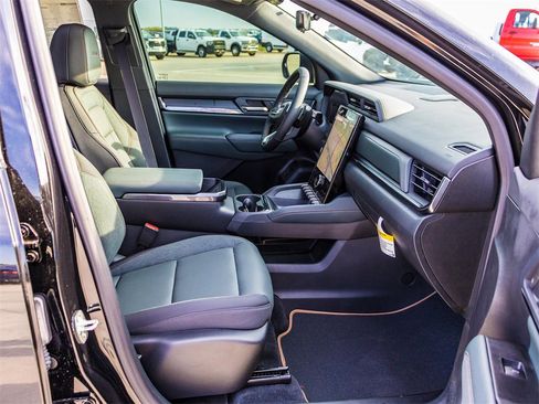 New 2026 GMC Terrain AT4 w/ Technology Package II image 19