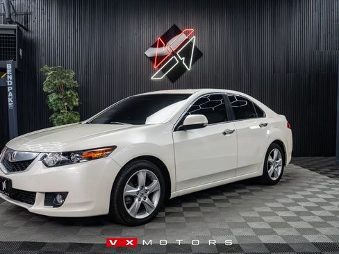 Used 2010 Acura TSX Sedan FWD image 1