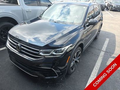 Used 2023 Volkswagen Tiguan SEL R-Line