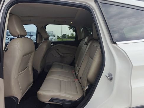 Used 2018 Ford Escape SEL AWD/4WD image 9