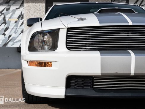 Used 2007 Ford Mustang GT Premium image 4