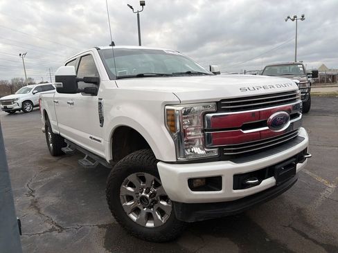 Used 2019 Ford F250 Lariat w/ Chrome Package AWD/4WD image 1