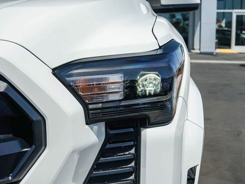 Used 2024 Toyota Tacoma SR5 image 8