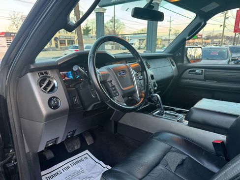Used 2017 Ford Expedition EL Platinum image 15