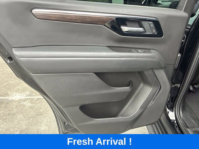 Used 2025 Chevrolet Tahoe LS RWD image 14