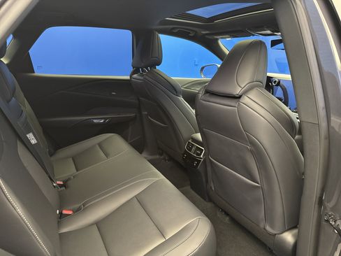 Used 2024 Lexus RX 350 F Sport image 26